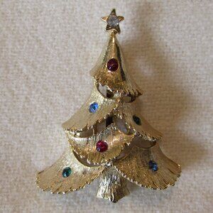 Vintage 1960s JJ (The Jonette Jewelry Company) Christmas Tree Pin